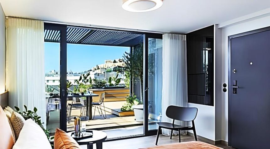 METALOUMIN trims luxury rooms in… Acropolis!