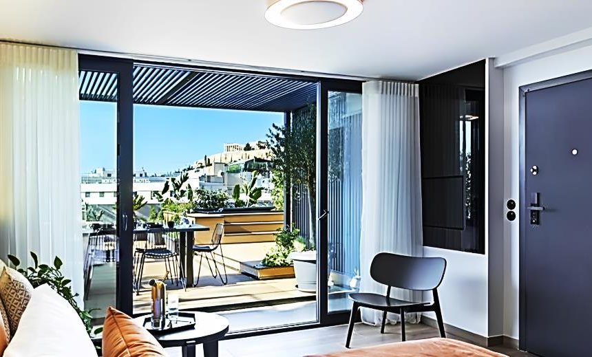 METALOUMIN trims luxury rooms in… Acropolis!